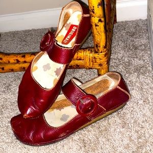 CLARKS Red Leather Mary Janes (7.5)